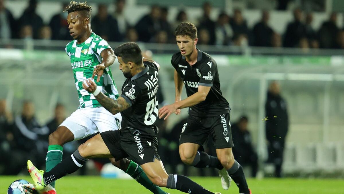 Moreirense e Rio Ave empatam a um golo em Moreira de Cónegos