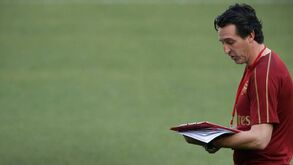 Unai Emery pode voltar à Inglaterra: Espanhol é o preferido do novo rico Newcastle