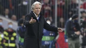 Jesus explica poupanças frente ao Bayern: «Tentámos defender a equipa para os jogos da decisão»