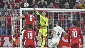 As notas dos jogadores do Benfica frente ao Bayern Munique: águia agradece mais defesas do que golos