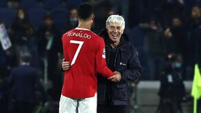Gasperini rendido a Cristiano Ronaldo: «No fim até o mandei dar uma volta»