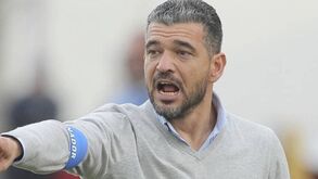 «Paguem-me e libertem-me»: ex-treinador do Cova da Piedade fala em questões 