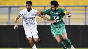 Al-Duhail de Luís Castro trava campeão Al-Sadd de Xavi