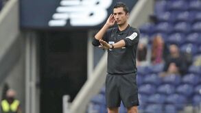 Tiago Martins apitou o dérbi da Invicta 