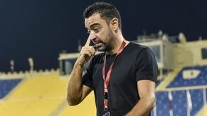 Xavi emocionado no regresso ao Barcelona: «Vou trabalhar e lutar junto a todos vocês»