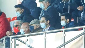 Rui Costa assiste à vitória da equipa feminina do Benfica no Seixal