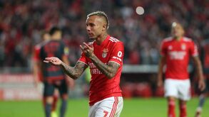 Everton: «Trabalho para fazer as coisas da melhor maneira possível»