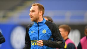 Eriksen saberá em dezembro se pode voltar a jogar futebol