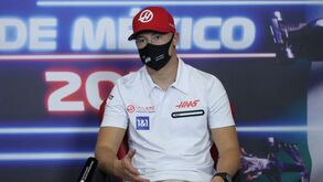 Mazepin de novo envolvido em problemas: piloto da Haas foi expulso de um bar no México