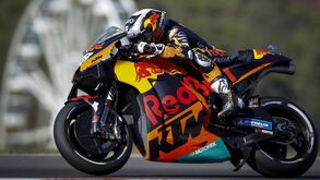 Miguel Oliveira: «Na KTM o ambiente entre colegas é demasiado competitivo»