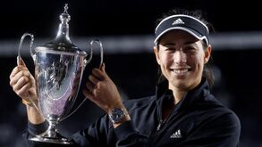 Um 'toque no céu' em 2017 e polémicas 'por atacado': Garbiñe Muguruza faz história no ténis espanhol