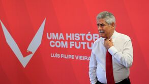 Luís Filipe Vieira sugerido para 'seduzir' António Costa