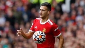 Roma chega-se à frente pela contratação de Diogo Dalot