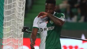 Jovane lesionou-se num lance arrepiante e teve de ser substituído