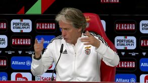 Jorge Jesus diz que sistema tático é que Xavi vai usar no Barcelona