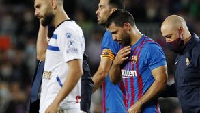 Espanhóis anunciam que Agüero vai retirar-se do futebol