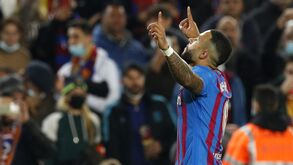 Depay fez o primeiro golo da era Xavi no comando do Barcelona: veja o lance
