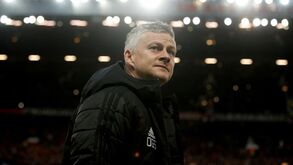 O gesto tremendo de Bruno Fernandes a defender Solskjaer perante os adeptos do United