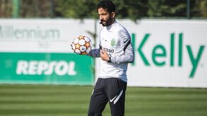 Duas baixas no Sporting para a receção ao Dortmund