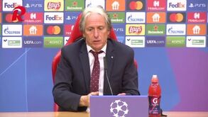 Jesus e o tridente ofensivo do Benfica em Camp Nou: «Do Darwin para o Everton muda um pouco a dinâmica»