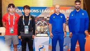 Leonardo Jardim pode fazer história na Ásia