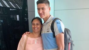 As palavras da mãe de Darwin no dia em que o Peñarol o foi buscar a casa: «Este não levam!»