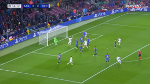 Polémica em Barcelona: Otamendi marcou um golaço mas lance foi anulado