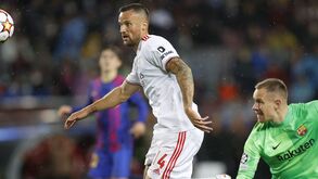 A crónica do Barcelona-Benfica, 0-0: quem conta 1 conto acrescenta 1 ponto 