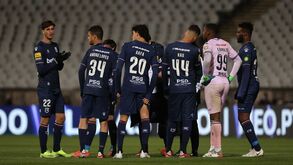 Sporting e o Belenenses SAD-Benfica: «Assim o futebol português nunca será levado a sério»