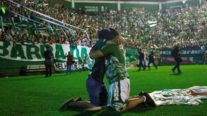 Tragédia da Chapecoense foi há cinco anos: 'Renascer das cinzas' de um clube especial