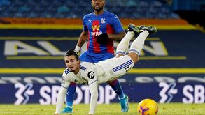 Leeds United-Crystal Palace: à procura da vitória