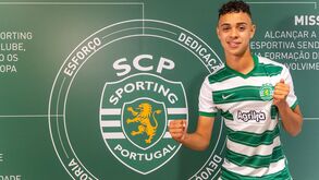 Central de 16 anos assina contrato profissional com o Sporting: «Nem tenho palavras»