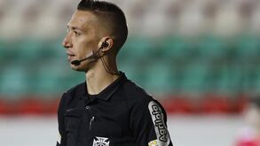 Árbitro agredido no final do Estrela da Amadora-Benfica B