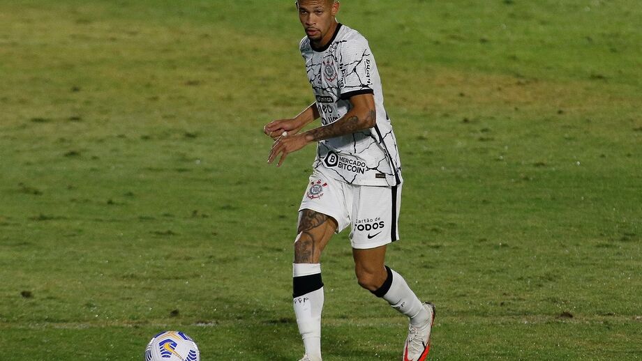Corinthians bloqueia cedência de João Victor
