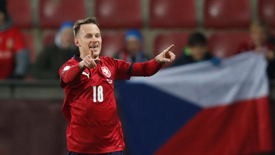 Sikora celebra o segundo golo checo