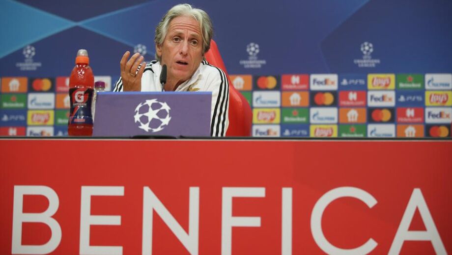 Treinador do Benfica comenta perda de liderança no campeonato