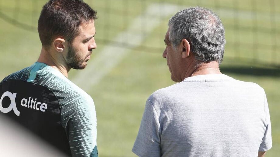 Algumas bancadas voltam a reprovar apoio ao atual presidente do FC Porto