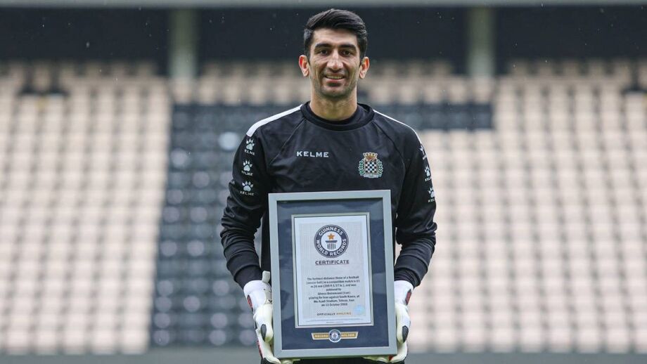 Guarda-redes do Boavista atingiu marca recorde numa partida ao serviço da seleção do Irão