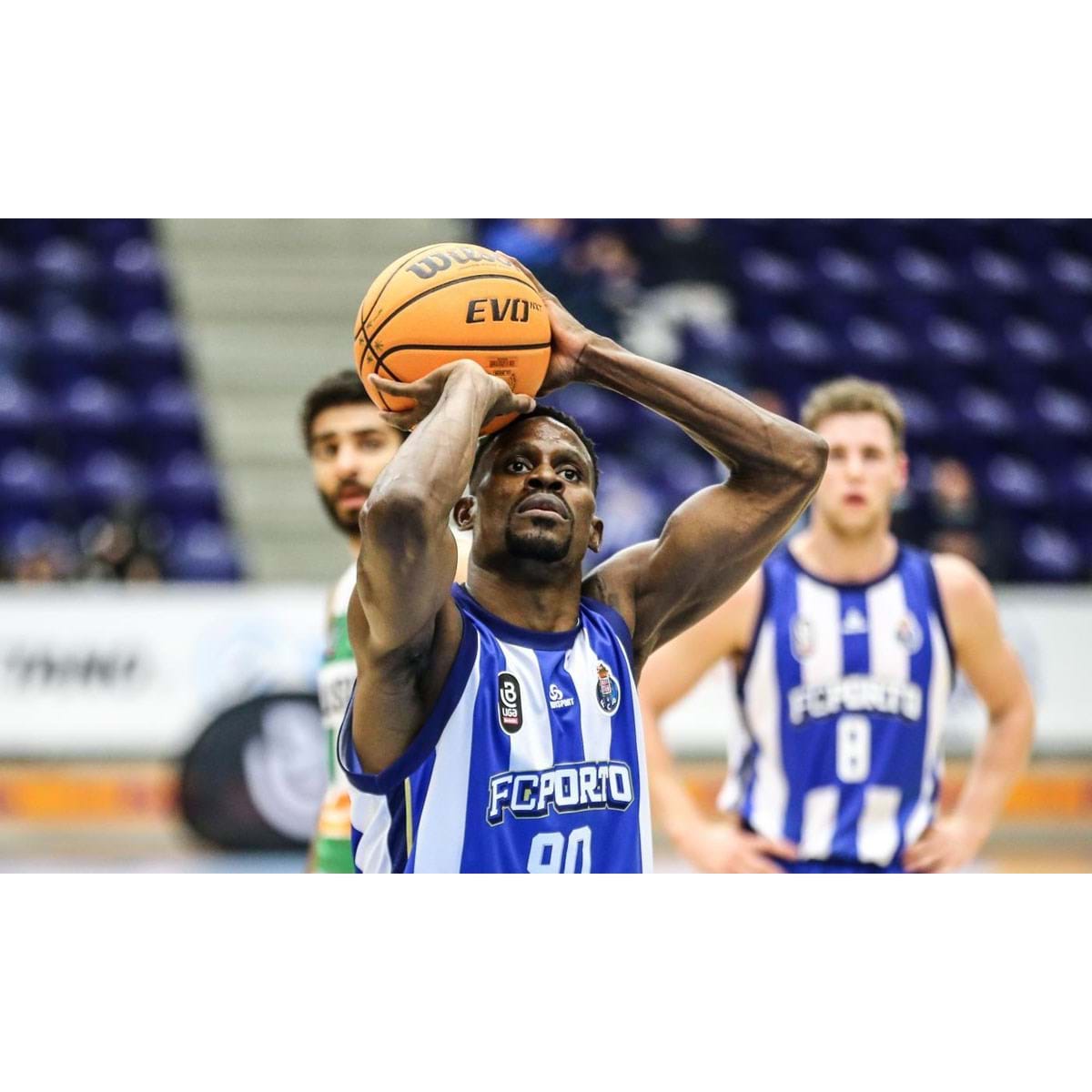 Basquetebol: FC Porto arrasado pelo Sporting CP e falha acesso à final do  Campeonato Nacional - Jornal Universitário do Porto