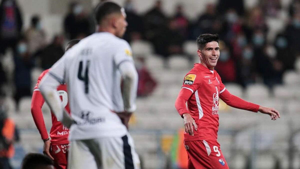 Morreu Dito, antigo jogador de Sp. Braga, Benfica e FC Porto - TVI