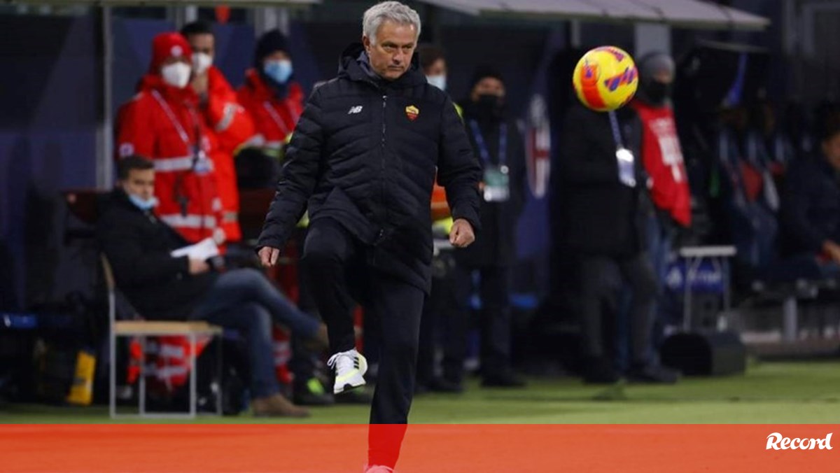 Mourinho: «Diziam que não ganhávamos a ninguém do top’5 há 19 meses.  Agora não o fazemos há 20 minutos» – Roma