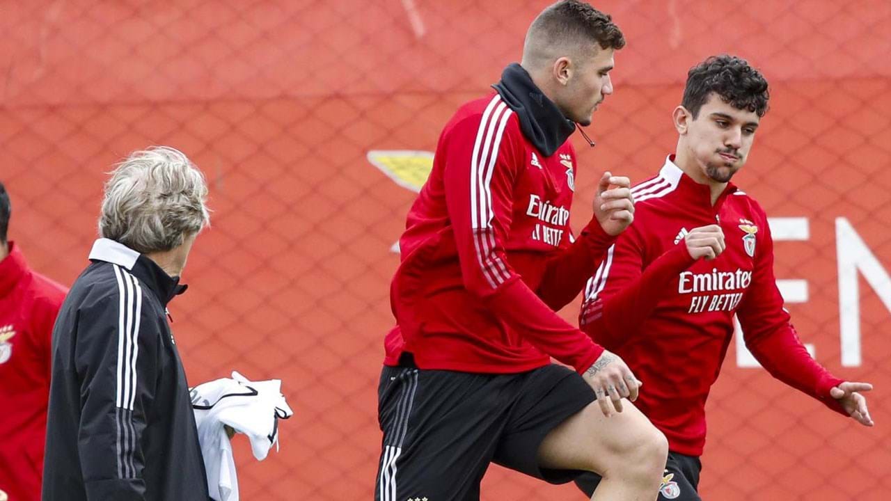 Futuro na Europa em jogo: o onze provável do Benfica para o jogo com o  Salzburgo - Fotogalerias - Jornal Record