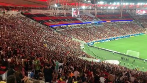 Adeptos do Flamengo cantam a plenos pulmões por Jorge Jesus: «Olé olé olé olé! Míster! Míster!»