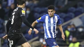 Ameaça disciplinar ao FC Porto inclui descida