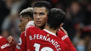 Bruno Fernandes rendido a Ronaldo: «Incrível. Quer continuar a ser o melhor»