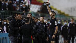 Castigos pesados para o Estrela da Amadora após jogo com Benfica B