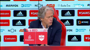 Jesus compreende os assobios dos adeptos: «Quem é que gosta de perder?»