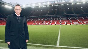 Rangnick quer mudanças no Man. United: «Guarda-redes deve receber o menor número possível de passes»