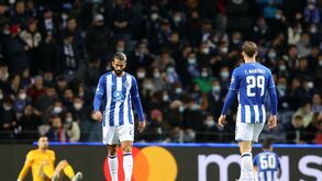 Derrota no campo e nos milhões...