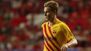 Estrela do Barcelona alvo de críticas: «Parece que joga com 50 kg de batatas às costas»